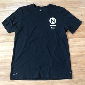 Nike SB black short sleeve shirt